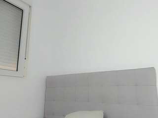 Live webcam model aliceportman on Soda Cams