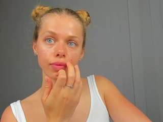 Live webcam model aliceportman on Soda Cams