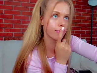 Alice's Live Sex Cam Show