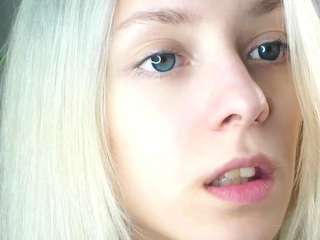 antoniahey Live Webcam on CamSoda