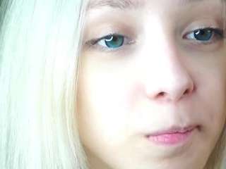 antoniahey webcam