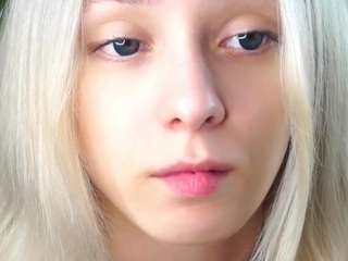 antoniahey Live Webcam on CamSoda
