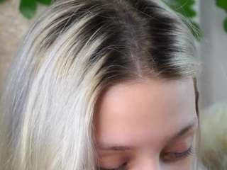 antoniahey webcam