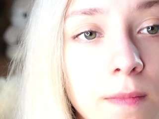 antoniahey Live Webcam on CamSoda