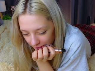 antoniahey from CamSoda is Freechat
