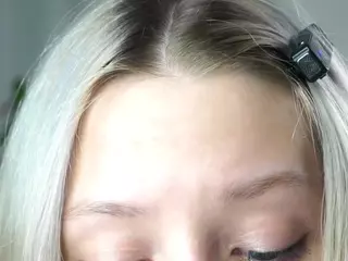 AntoniaHey's Live Sex Cam Show