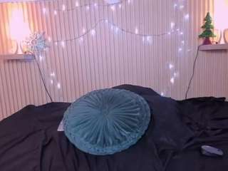 cloe-adams Live Webcam on CamSoda