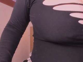cloe-adams