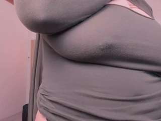 cloe-adams