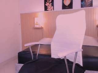 cloe-adams