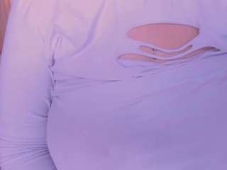 cloe-adams