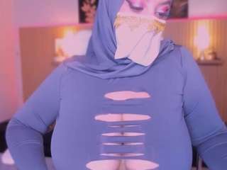 cloe-adams live profile