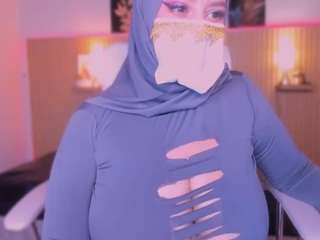 cloe-adams live profile