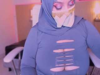 cloe-adams live profile