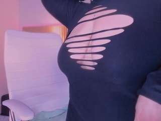 cloe-adams