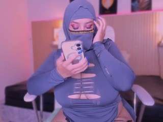 cloe-adams