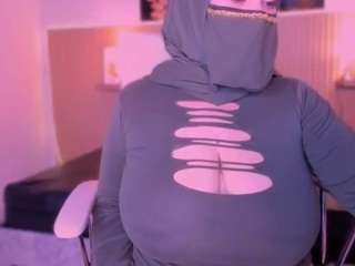 Cloe-adams