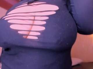 cloe-adams