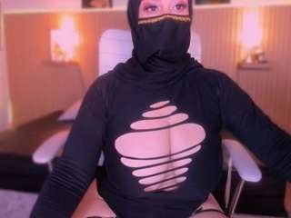 cloe-adams