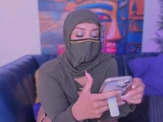 cloe-adams