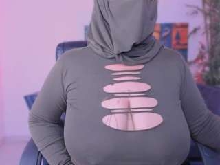 Cloe-adams