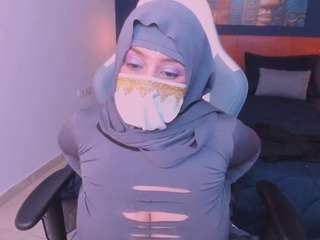 cloe-adams