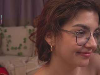 Live webcam model eldagoldsmith on Soda Cams