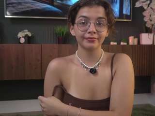Eldagoldsmith's cam show statistics and live stream