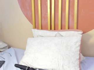 nicoleangels Live Webcam on CamSoda