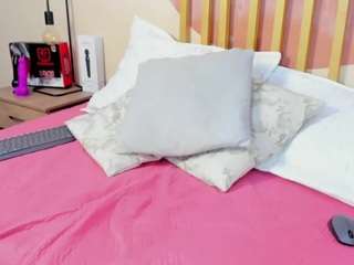Nicole Angels live cam preview