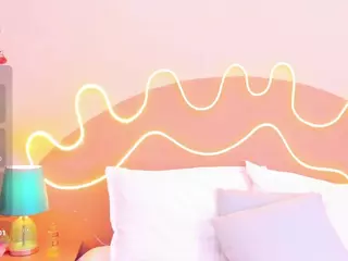 Nicole Angels's Live Sex Cam Show