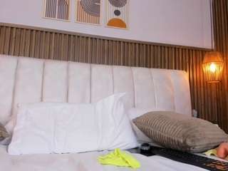 perlapreciosa live webcam show