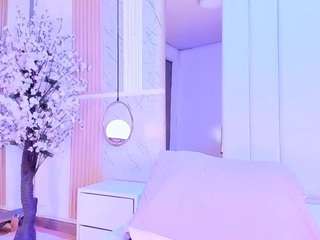 salomebenz's CamSoda show and profile