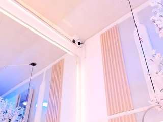 SalomeBenz live webcam show