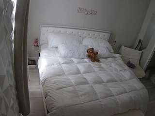 voyeurcam-whitneyoc-01
