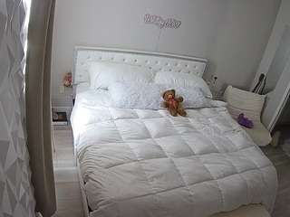 voyeurcam-whitne... Live Webcam on CamSoda