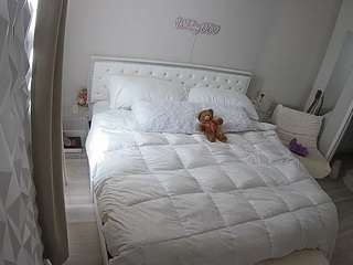 voyeurcam-whitneyoc-01