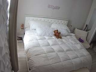 voyeurcam-whitne... Live Webcam on CamSoda