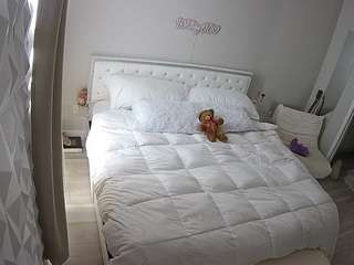 voyeurcam-whitneyoc-01