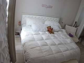 voyeurcam-whitneyoc-01