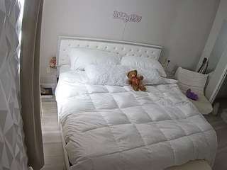 voyeurcam-whitneyoc-01