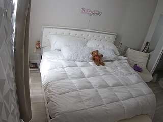 voyeurcam-whitneyoc-01
