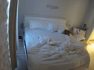voyeurcam-whitneyoc-01