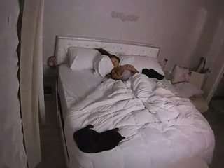 voyeurcam-whitneyoc-01