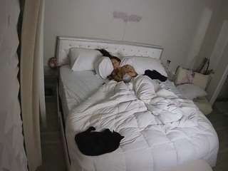 voyeurcam-whitneyoc-01