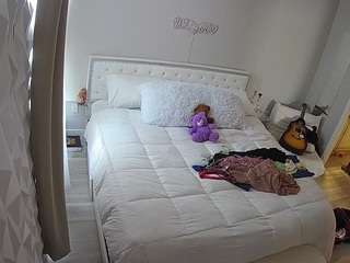 voyeurcam-whitneyoc-01