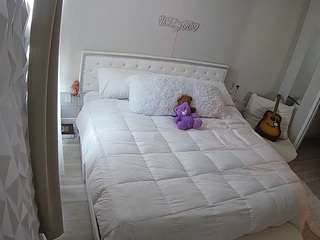 voyeurcam-whitneyoc-01