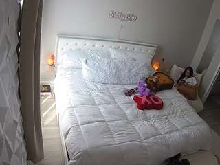 voyeurcam-whitneyoc-01