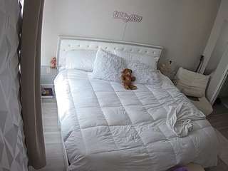 voyeurcam-whitneyoc-01