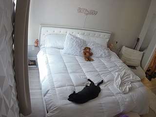 voyeurcam-whitneyoc-01